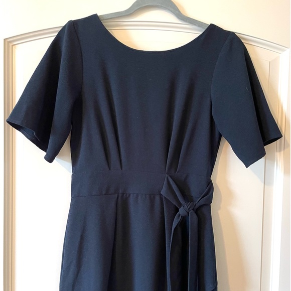ASOS Closet London tie waist gathered pencil midi dress in navy - Picture 6 of 11
